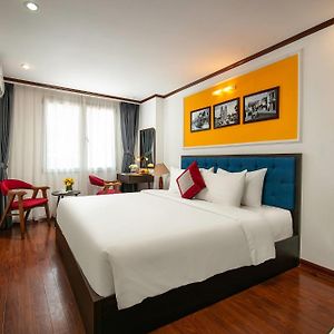 Silk Flower Hotel & Spa